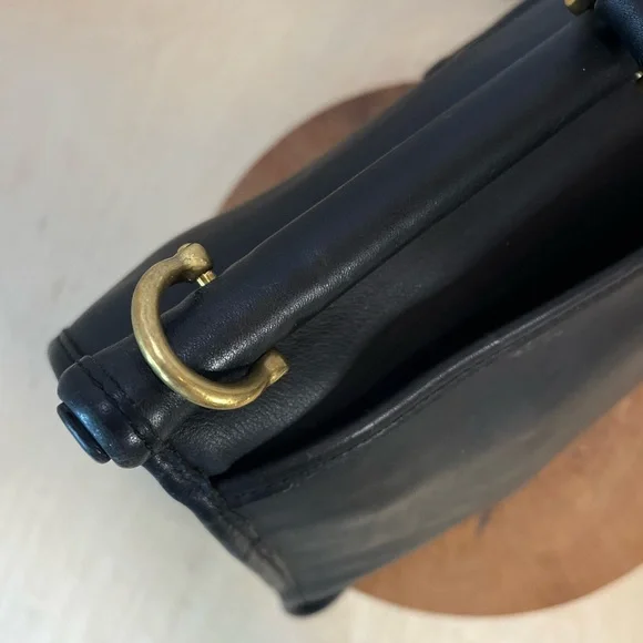 Vintage Coach Court Top Handle Bag 5285 Black USA Turnlock Full Grain Leather - Picture 4 of 16